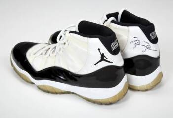 MICHAEL JORDAN 1995-96 GAME WORN AND SIGNED SHOES