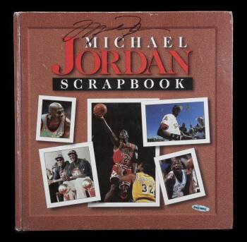 MICHAEL JORDAN SIGNED BOOK