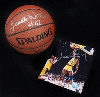 JAMES WORTHY SIGNED BASKETBALL AND PHOTOGRAPH