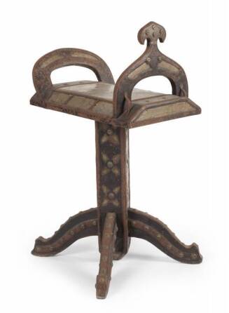 NORTHERN INDIAN OCEAN SADDLE STAND OR TABLE