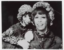 CAROL BURNETT CHARWOMAN MARIONETTE - 3