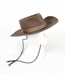 ROBERT GOULET COWBOY HAT