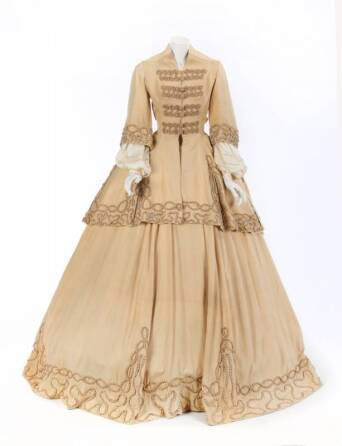 LORETTA YOUNG PERIOD COSTUME FROM THE MEN IN HER LIFE