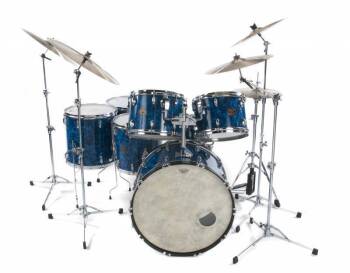 CINDY BLACKMAN SANTANA VINTAGE GRETSCH DRUM SET