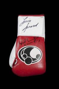 EVANDER HOLYFIELD AND LOU SAVARESE SIGNED GLOVE
