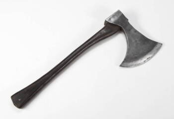 SLEEPY HOLLOW HEADLESS HORSEMAN AX