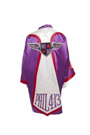 EVANDER HOLYFIELD VS. LENNOX LEWIS FIGHT WORN ROBE