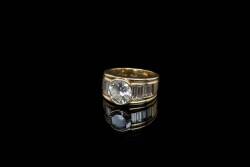 BRILLIANT-CUT DIAMOND RING - 2