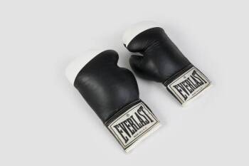 EVANDER HOLYFIELD VS. RICKY WOMACK OLYMPIC BOX-OFF GLOVES