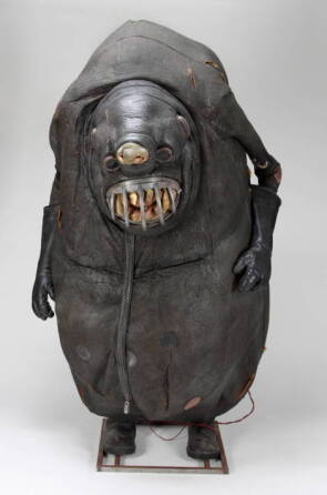 HITCHHIKERS GUIDE TO THE GALAXY VOGON COSTUME
