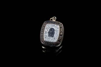 EVANDER HOLYFIELD TWO-TIME HEAVYWEIGHT CHAMPION PENDANT