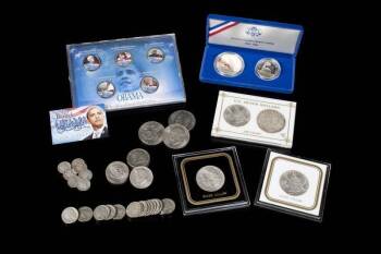 EVANDER HOLYFIELD OWNED COLLECTIBLE COINS