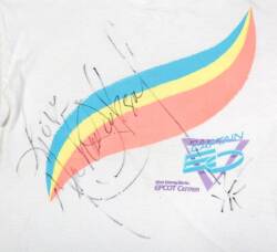 MICHAEL JACKSON SIGNED T-SHIRT - 2