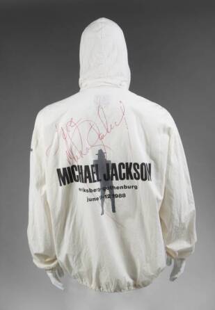 MICHAEL JACKSON SIGNED BAD TOUR JACKET