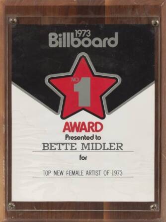 BETTE MIDLER BILLBOARD AWARD •