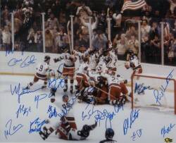 1980 U.S. OLYMPIC HOCKEY TEAM SIGNED “MIRACLE ON ICE” PHOTOGRAPH - 3