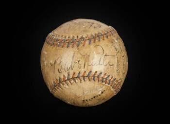 1933 NEW YORK YANKEES TEAM SIGNED BASEBALL WITH RUTH AND GEHRIG