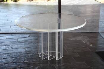 ROUND ACRYLIC TABLE