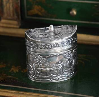 SILVER TRINKET BOX