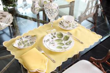 PORTHAULT YELLOW TABLE LINENS