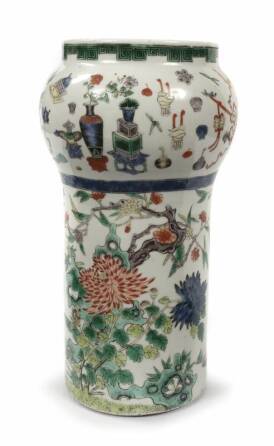 CHINESE EXPORT FAMILLE VERT PORCELAIN VASE