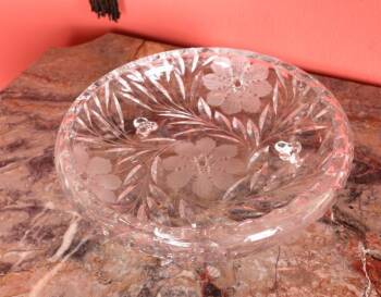 GROUP OF CUT CRYSTAL TABLEWARE