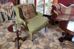 ROCOCO STYLE BERGERE AND TWO FOOTSTOOLS - 2