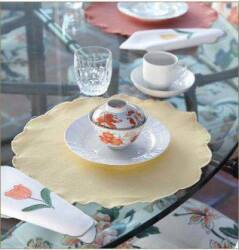 GROUP OF ASSORTED GLASS TABLEWARE - 2