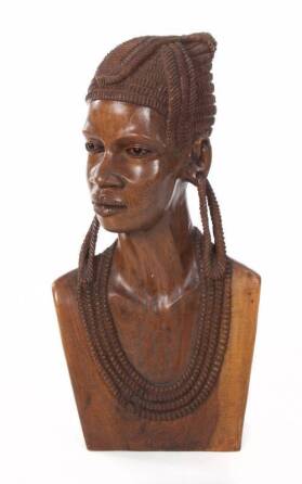 TRAVILLA AFRICAN SCULPTURE