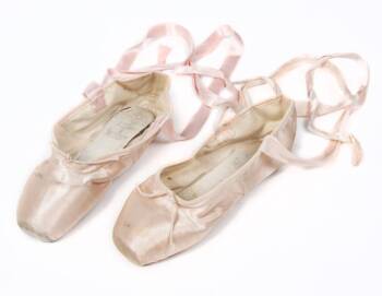 CYD CHARISSE PINK SATIN BALLET SLIPPERS