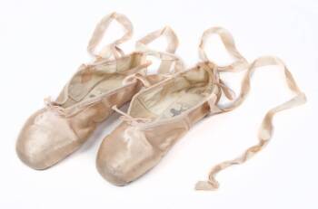 CYD CHARISSE PINK SATIN BALLET SLIPPERS