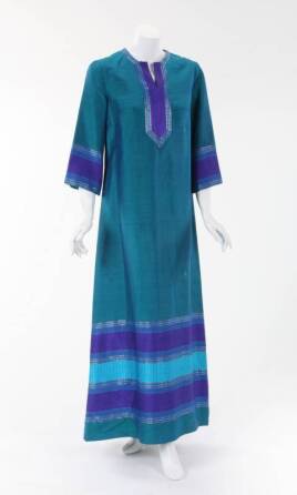 ELIZABETH TAYLOR SILK CAFTANS