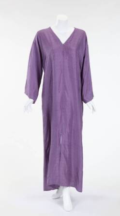 ELIZABETH TAYLOR PURPLE CAFTANS