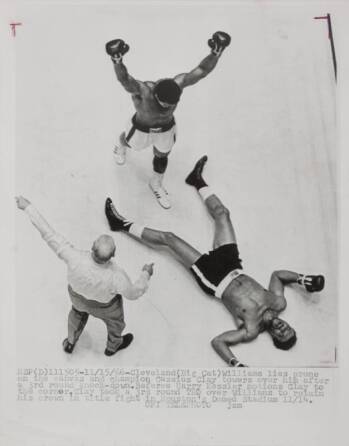 MUHAMMAD ALI VS. CLEVELAND WILLIAMS ORIGINAL 1966 WIRE PHOTOGRAPH