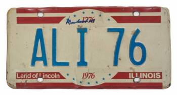 MUHAMMAD ALI OWNED AND SIGNED "ALI 76" US BICENTENNIAL ILLINOIS LICENSE PLATE
