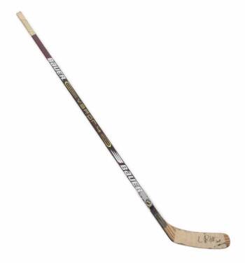 LUC ROBITAILLE OWNED, USED AND SIGNED HOCKEY STICK