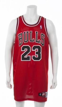 MICHAEL JORDAN 1997-98 GAME WORN CHICAGO BULLS ROAD JERSEY