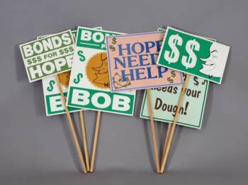 PROP "BOB HOPE FOR PRESIDENT" SIGNS