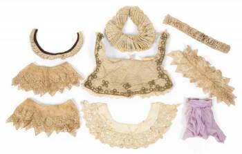 VINTAGE HOLLYWOOD COLLARS AND RUFFS