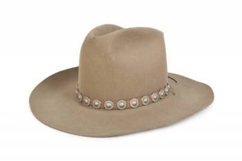 JONATHAN WINTERS COWBOY HAT AND PHOTOGRAPH