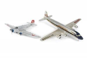 JONATHAN WINTERS COLLECTION OF MODEL AIRPLANES