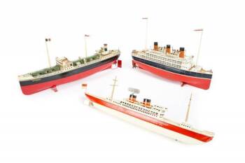 JONATHAN WINTERS VINTAGE TOY SHIPS
