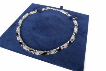 GRETA GARBO INSPIRED NEWBRIDGE NECKLACE