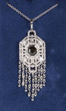 GRETA GARBO INSPIRED PENDANT BY NEWBRIDGE