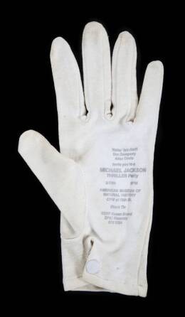 MICHAEL JACKSON THRILLER PARTY INVITATION GLOVE