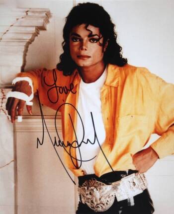 MICHAEL JACKSON SIGNED PHOTOGRAPH