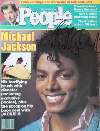 MICHAEL JACKSON SIGNED PEOPLE WEEKLY MAGAZINE