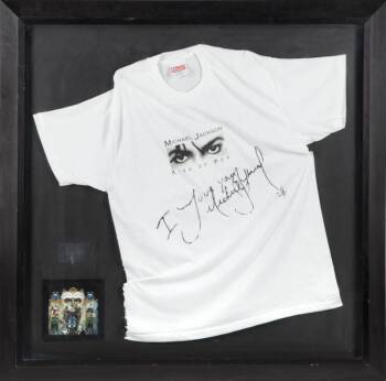 MICHAEL JACKSON SIGNED T-SHIRT