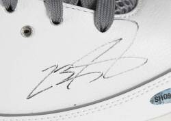 LeBRON JAMES SIGNED SHOE - 2