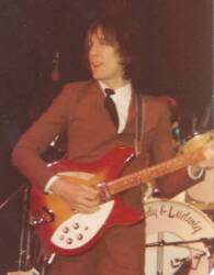 TODD RUNDGREN WORN SUIT - 3